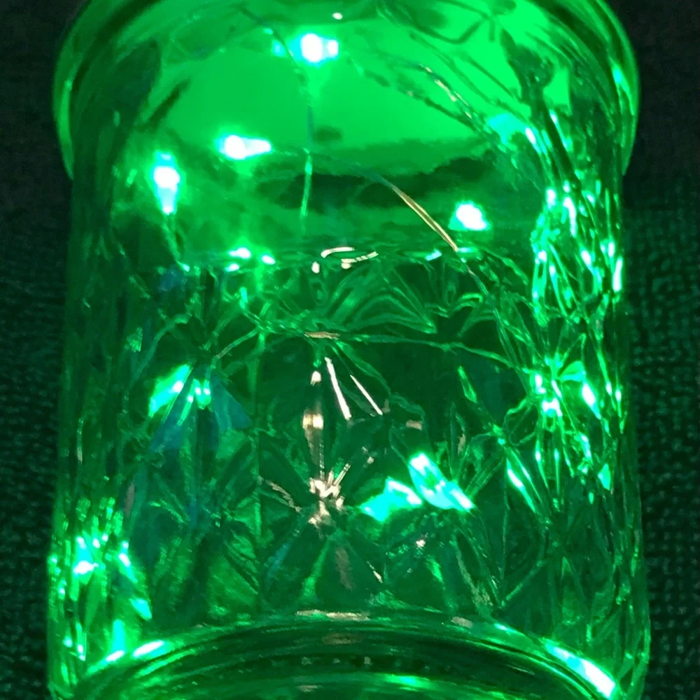 GREEN 1/2 PINT MASON JAR w/ LED FAIRY-LIGHTS/HANDCRAFTED - Picture 3 of 13